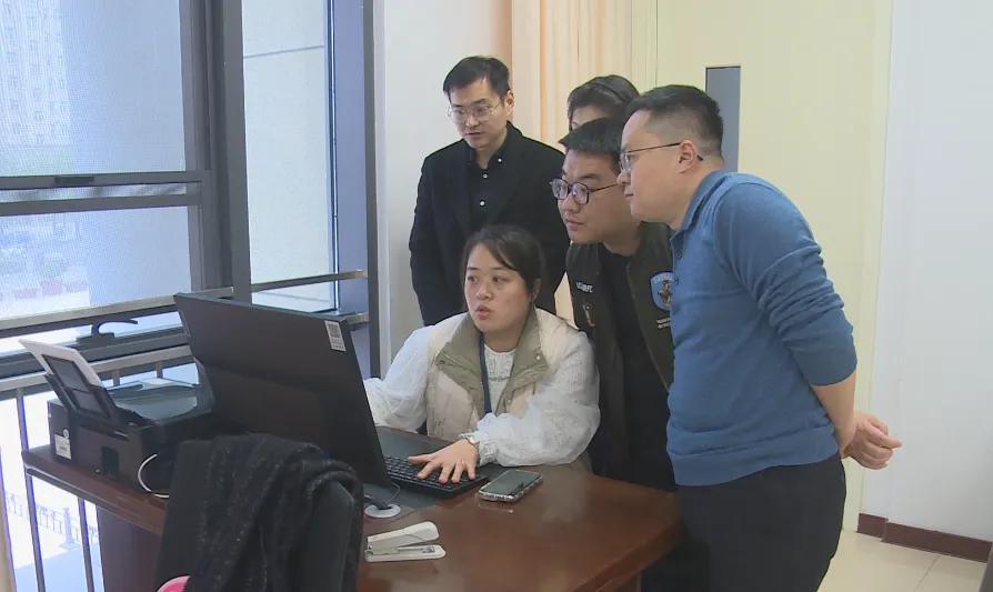 图片72.jpg 图片72.jpg